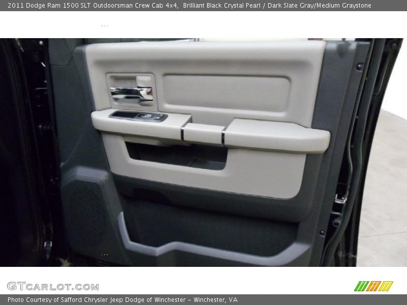 Brilliant Black Crystal Pearl / Dark Slate Gray/Medium Graystone 2011 Dodge Ram 1500 SLT Outdoorsman Crew Cab 4x4