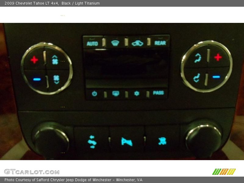 Black / Light Titanium 2009 Chevrolet Tahoe LT 4x4