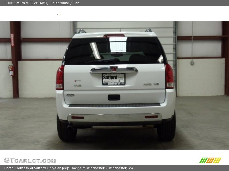 Polar White / Tan 2006 Saturn VUE V6 AWD