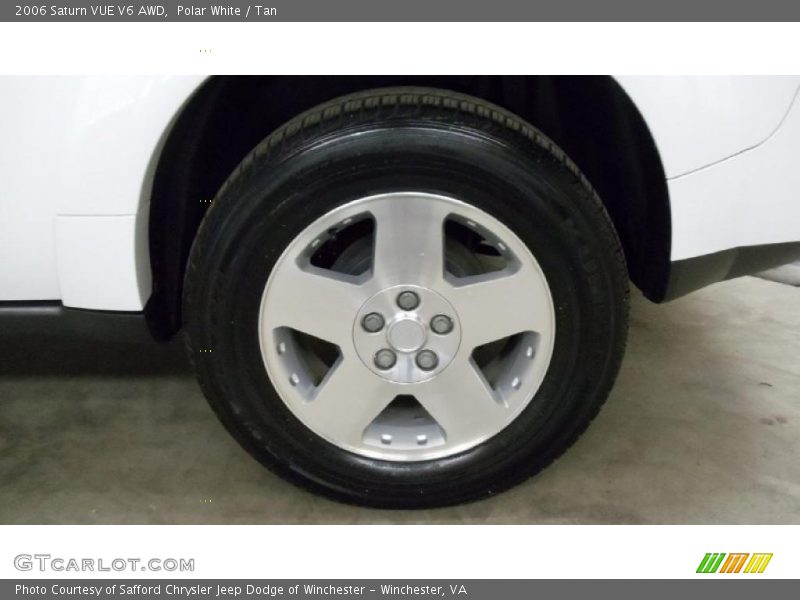 Polar White / Tan 2006 Saturn VUE V6 AWD