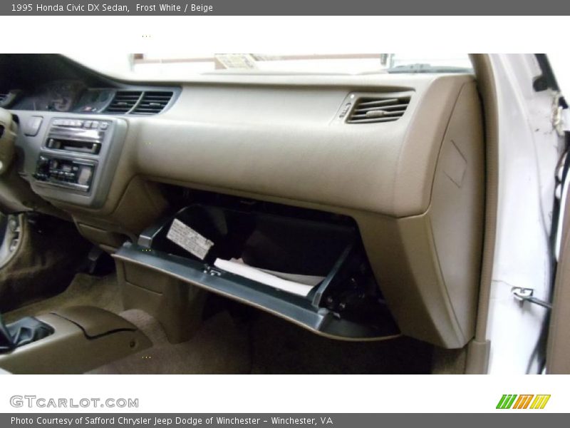 Frost White / Beige 1995 Honda Civic DX Sedan