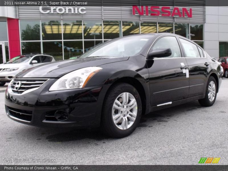 Super Black / Charcoal 2011 Nissan Altima 2.5 S