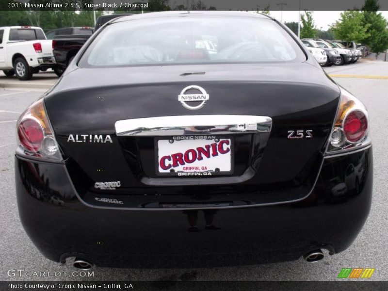 Super Black / Charcoal 2011 Nissan Altima 2.5 S