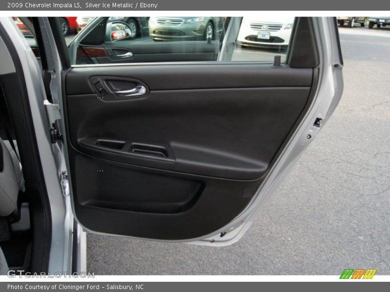 Silver Ice Metallic / Ebony 2009 Chevrolet Impala LS
