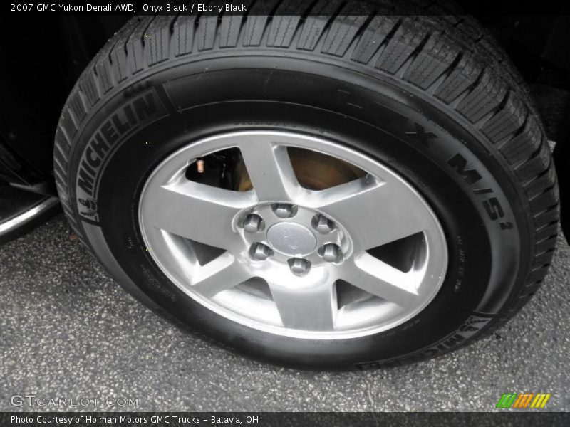 Onyx Black / Ebony Black 2007 GMC Yukon Denali AWD