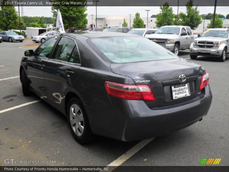 Magnetic Gray Metallic / Ash 2007 Toyota Camry LE
