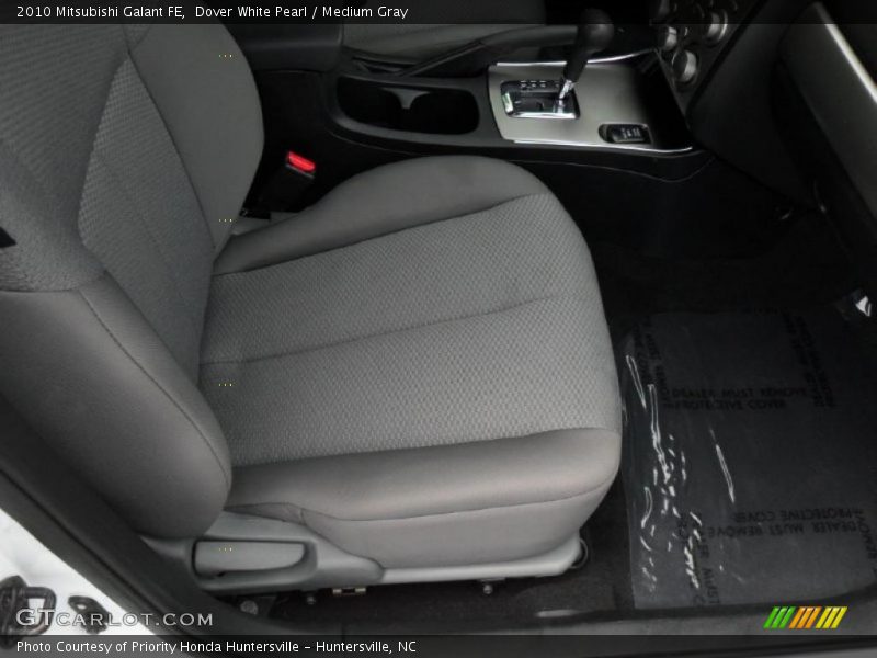 Dover White Pearl / Medium Gray 2010 Mitsubishi Galant FE