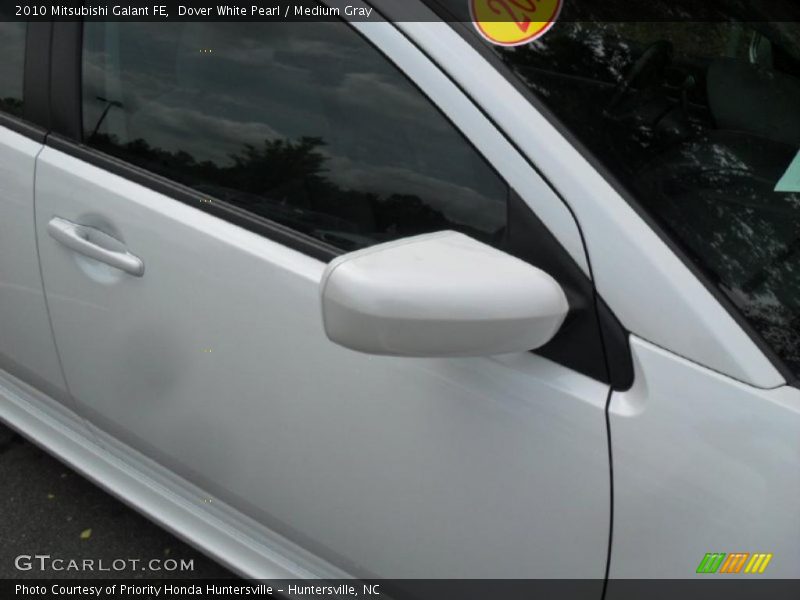 Dover White Pearl / Medium Gray 2010 Mitsubishi Galant FE