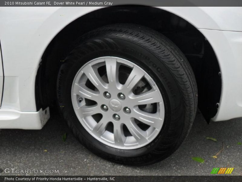 Dover White Pearl / Medium Gray 2010 Mitsubishi Galant FE