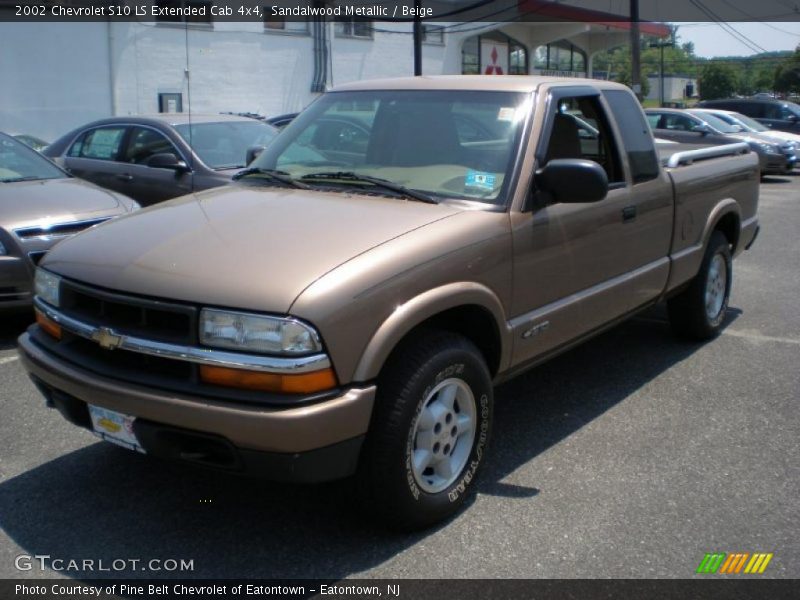 Sandalwood Metallic / Beige 2002 Chevrolet S10 LS Extended Cab 4x4