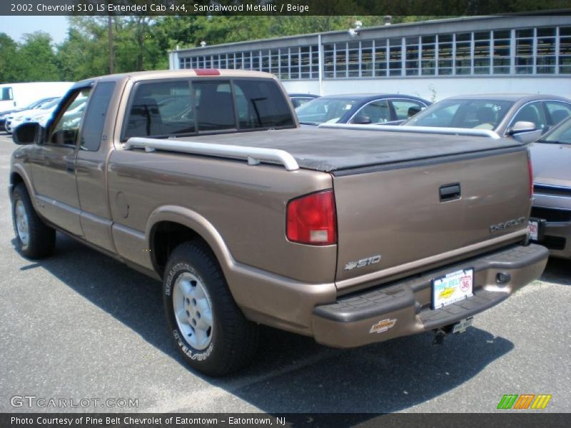 Sandalwood Metallic / Beige 2002 Chevrolet S10 LS Extended Cab 4x4