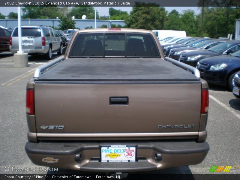Sandalwood Metallic / Beige 2002 Chevrolet S10 LS Extended Cab 4x4