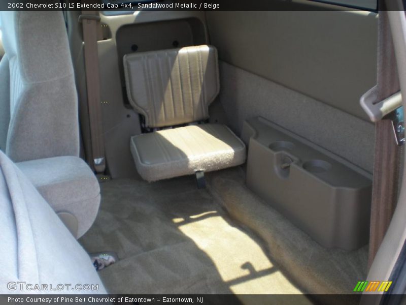  2002 S10 LS Extended Cab 4x4 Beige Interior