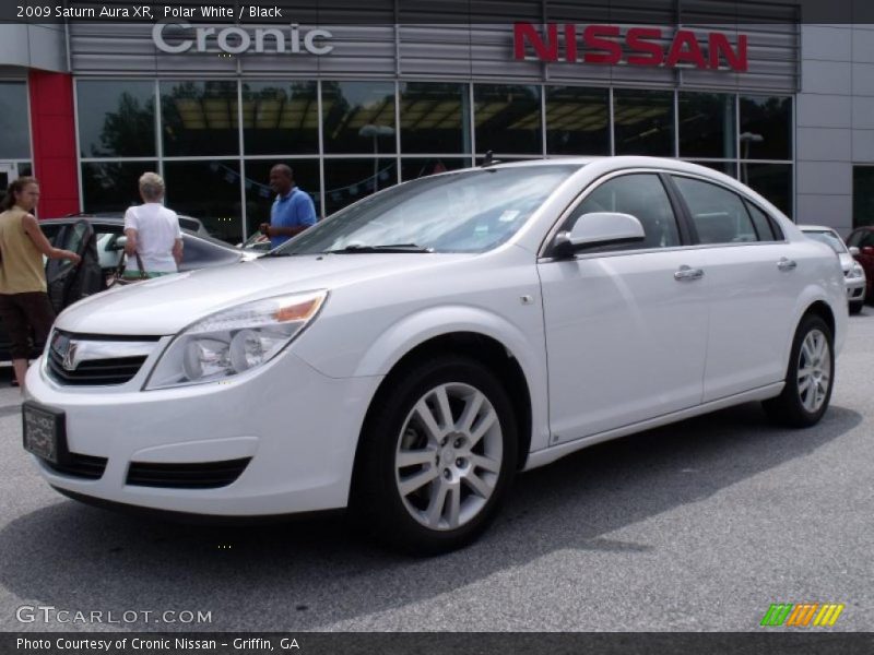 Polar White / Black 2009 Saturn Aura XR