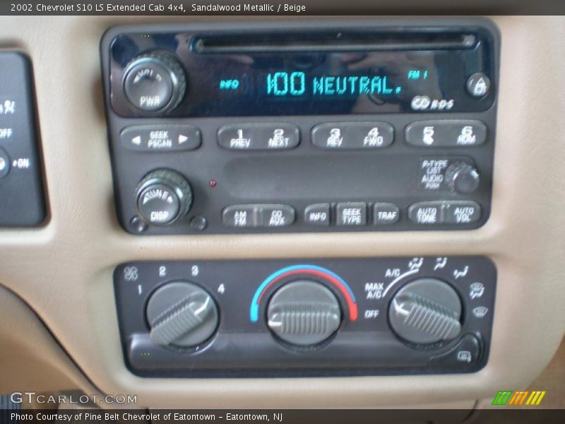 Sandalwood Metallic / Beige 2002 Chevrolet S10 LS Extended Cab 4x4