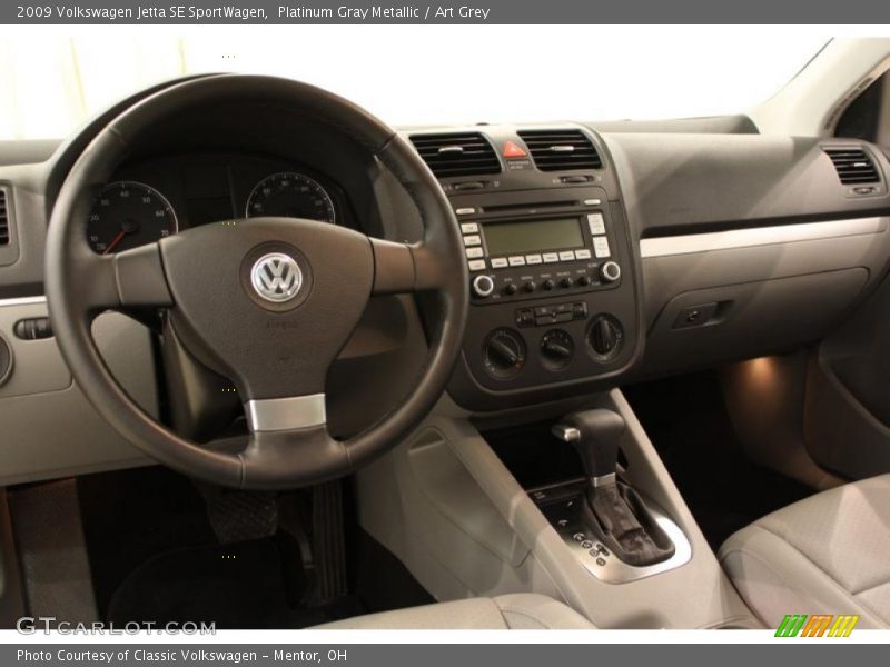Platinum Gray Metallic / Art Grey 2009 Volkswagen Jetta SE SportWagen