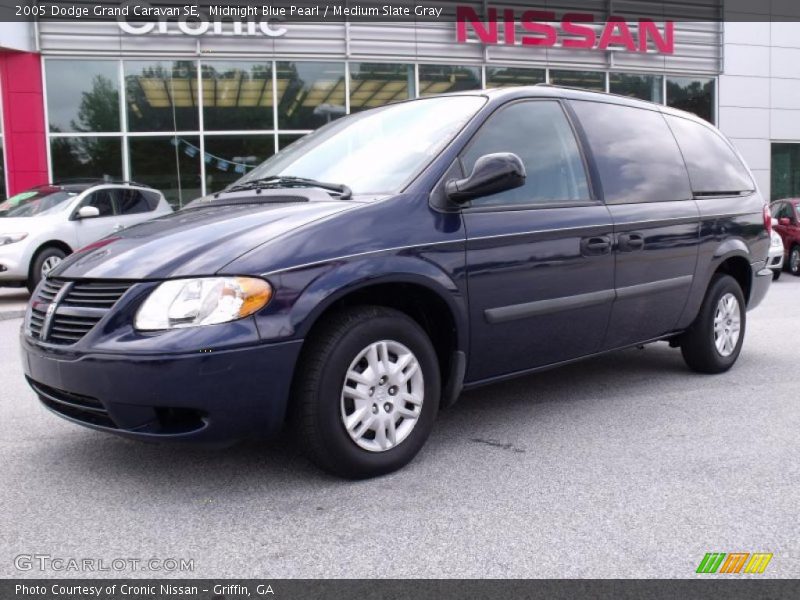 Midnight Blue Pearl / Medium Slate Gray 2005 Dodge Grand Caravan SE
