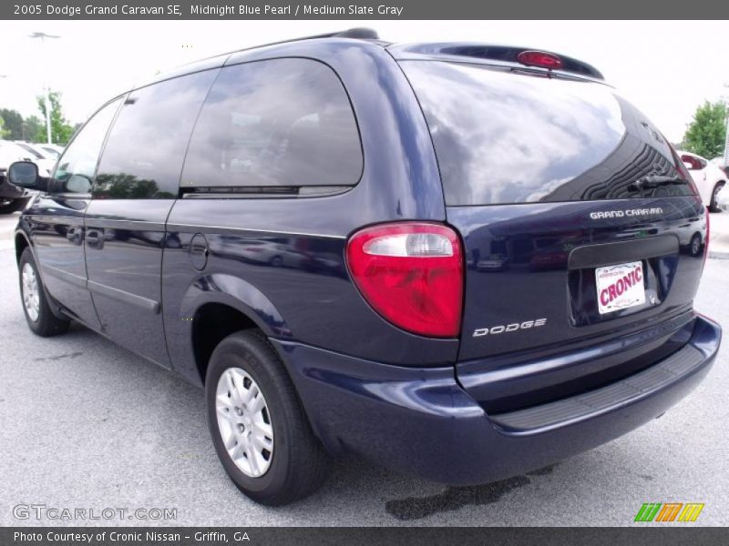 Midnight Blue Pearl / Medium Slate Gray 2005 Dodge Grand Caravan SE
