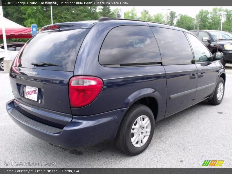 Midnight Blue Pearl / Medium Slate Gray 2005 Dodge Grand Caravan SE