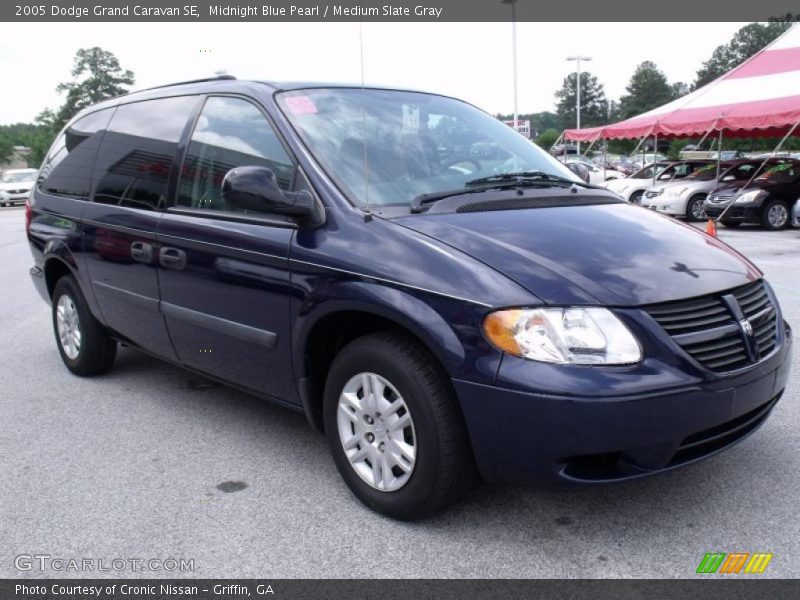 Midnight Blue Pearl / Medium Slate Gray 2005 Dodge Grand Caravan SE