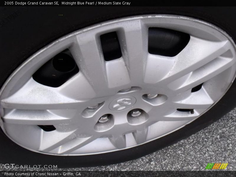 Midnight Blue Pearl / Medium Slate Gray 2005 Dodge Grand Caravan SE
