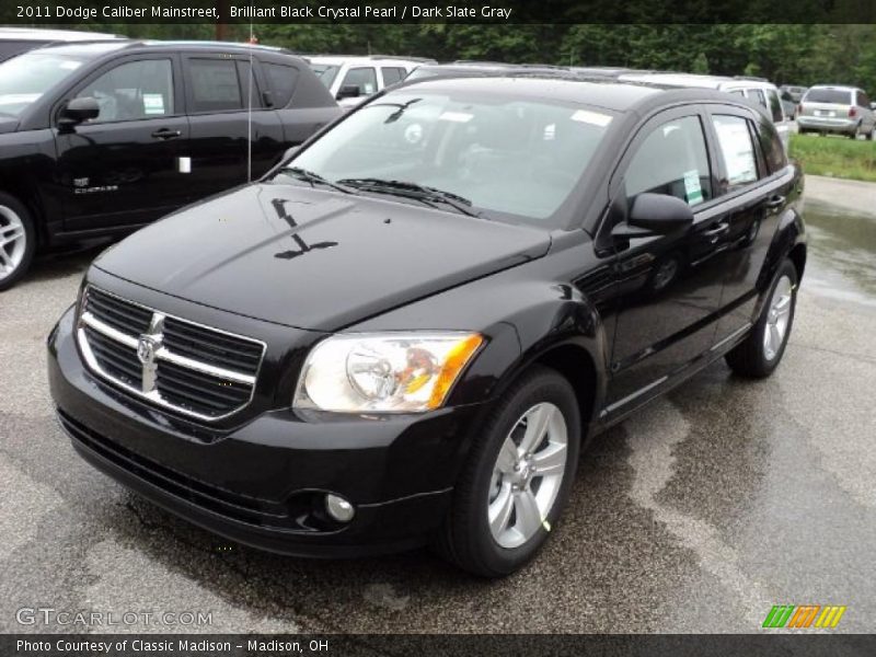 Brilliant Black Crystal Pearl / Dark Slate Gray 2011 Dodge Caliber Mainstreet