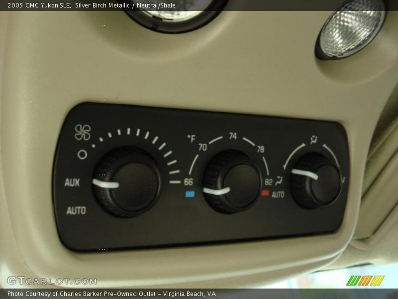 Silver Birch Metallic / Neutral/Shale 2005 GMC Yukon SLE