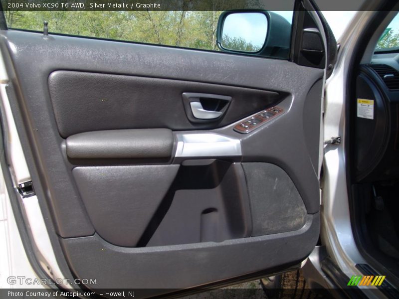 Silver Metallic / Graphite 2004 Volvo XC90 T6 AWD