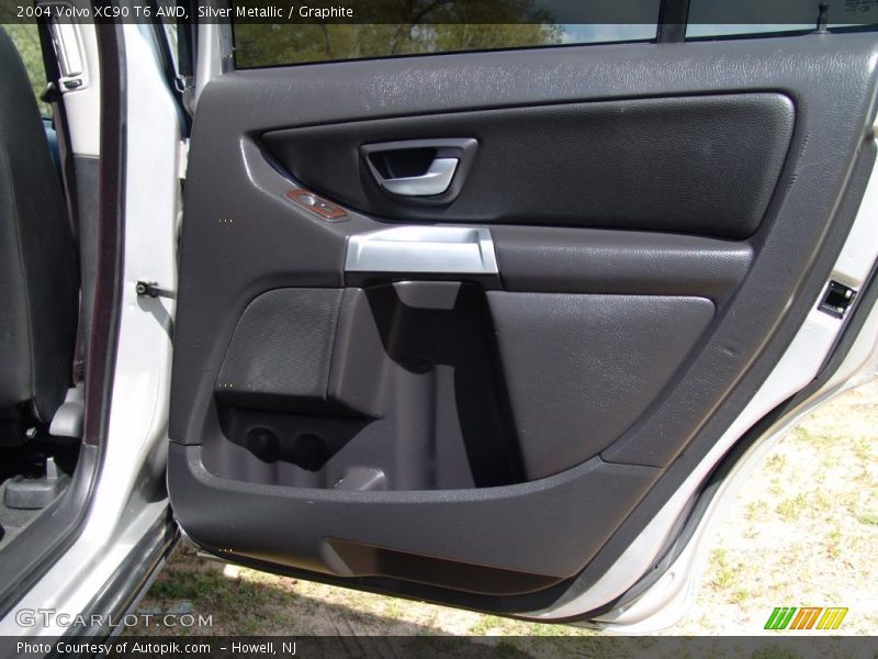 Silver Metallic / Graphite 2004 Volvo XC90 T6 AWD