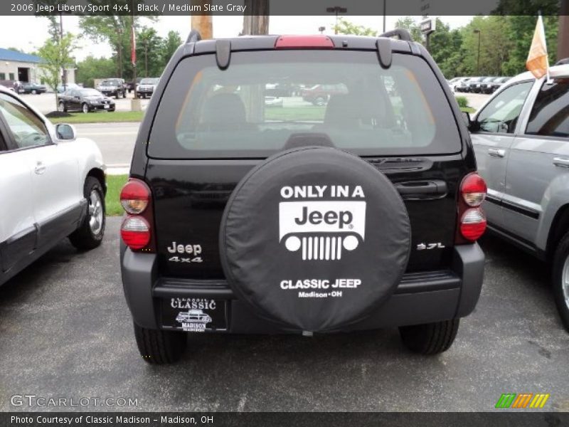 Black / Medium Slate Gray 2006 Jeep Liberty Sport 4x4