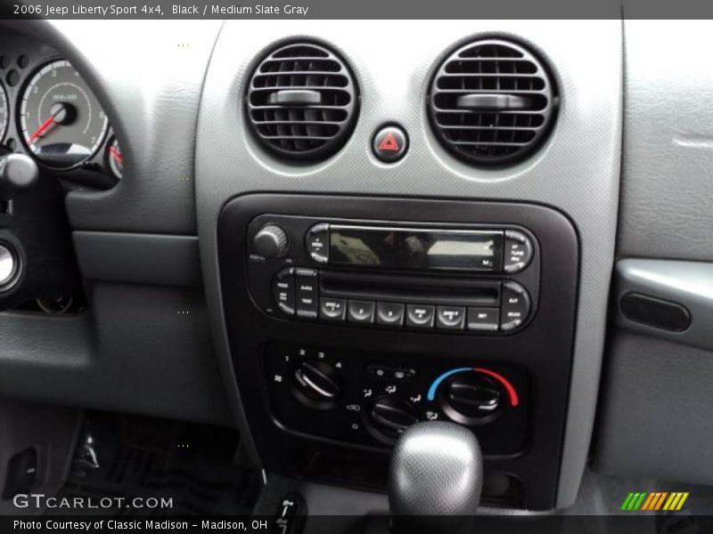 Black / Medium Slate Gray 2006 Jeep Liberty Sport 4x4