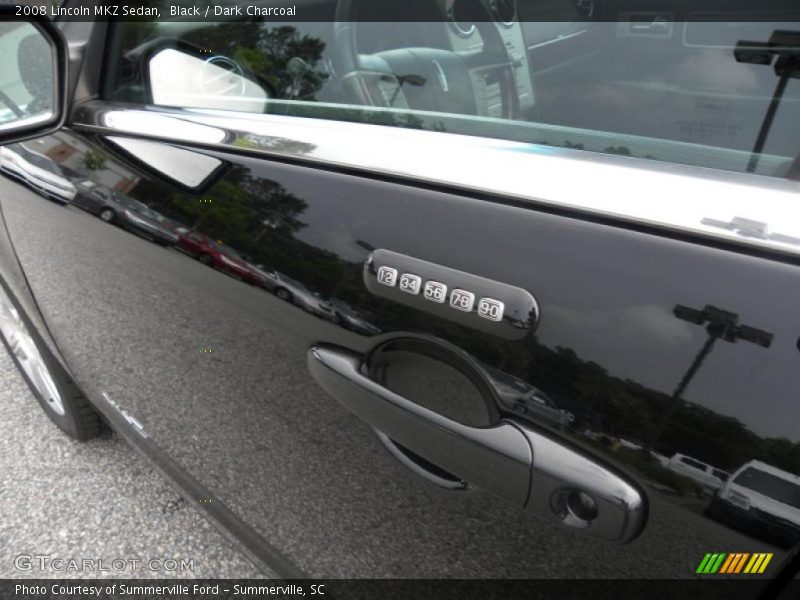 Black / Dark Charcoal 2008 Lincoln MKZ Sedan
