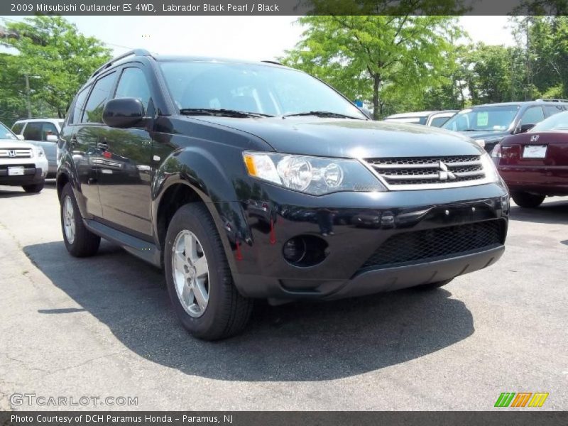 Labrador Black Pearl / Black 2009 Mitsubishi Outlander ES 4WD