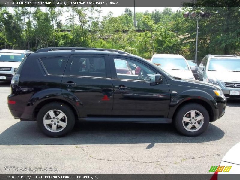 Labrador Black Pearl / Black 2009 Mitsubishi Outlander ES 4WD