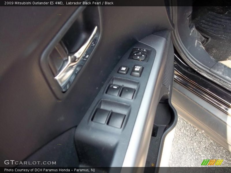 Labrador Black Pearl / Black 2009 Mitsubishi Outlander ES 4WD