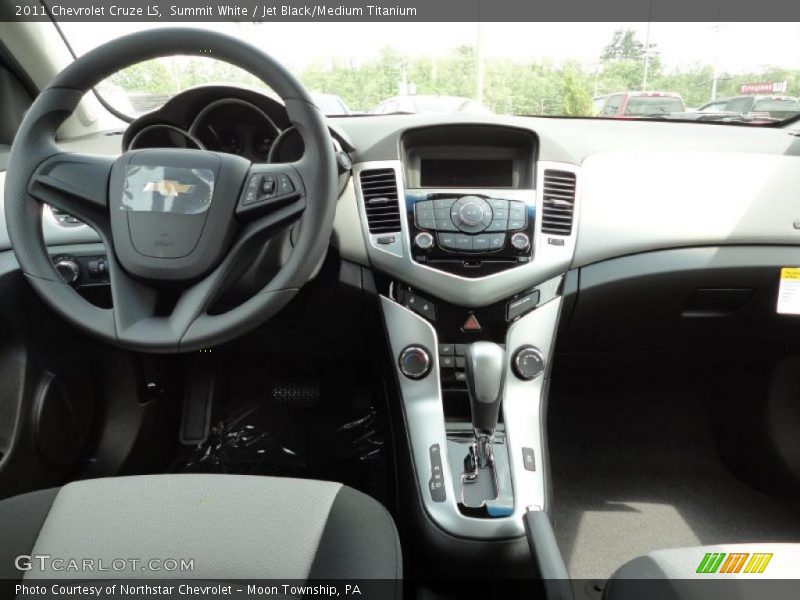 Summit White / Jet Black/Medium Titanium 2011 Chevrolet Cruze LS