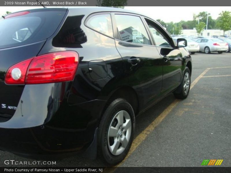 Wicked Black / Black 2009 Nissan Rogue S AWD