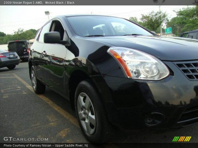 Wicked Black / Black 2009 Nissan Rogue S AWD