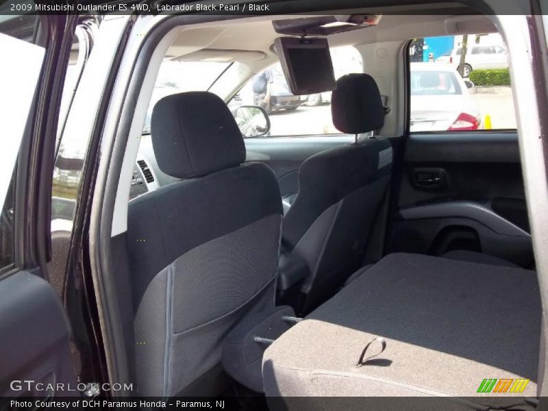 Labrador Black Pearl / Black 2009 Mitsubishi Outlander ES 4WD