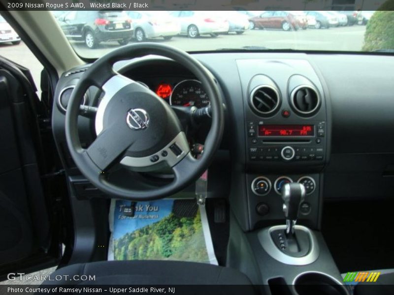Wicked Black / Black 2009 Nissan Rogue S AWD