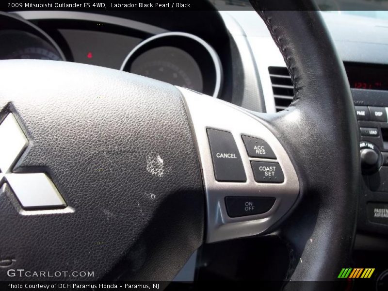 Labrador Black Pearl / Black 2009 Mitsubishi Outlander ES 4WD