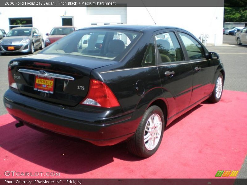 Pitch Black / Medium Parchment 2000 Ford Focus ZTS Sedan