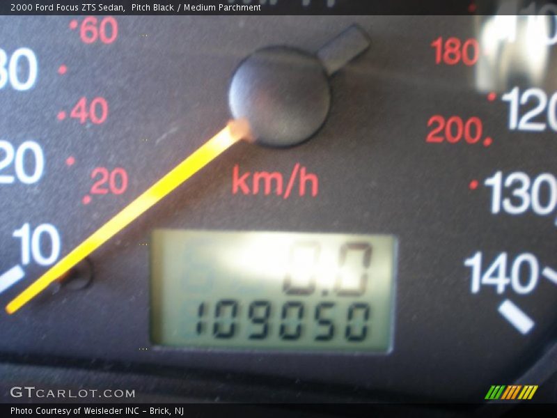 Pitch Black / Medium Parchment 2000 Ford Focus ZTS Sedan