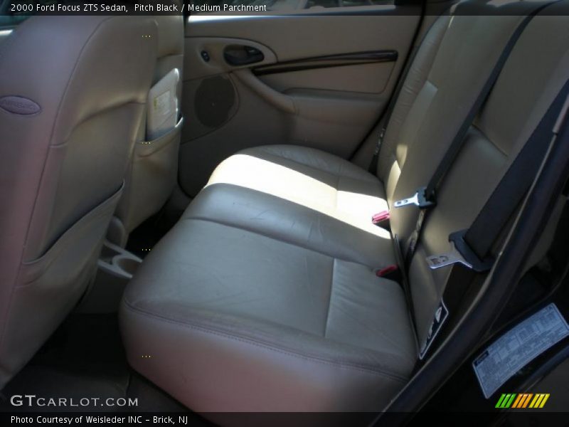 Pitch Black / Medium Parchment 2000 Ford Focus ZTS Sedan
