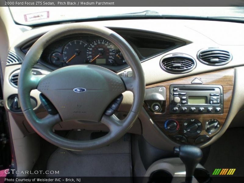 Dashboard of 2000 Focus ZTS Sedan