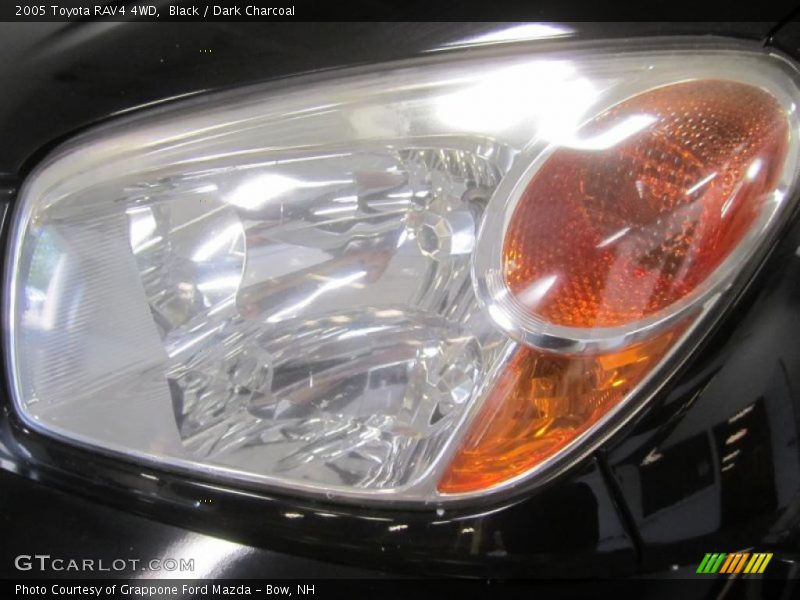 Black / Dark Charcoal 2005 Toyota RAV4 4WD