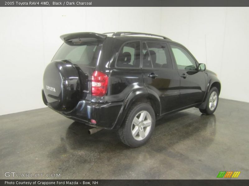 Black / Dark Charcoal 2005 Toyota RAV4 4WD