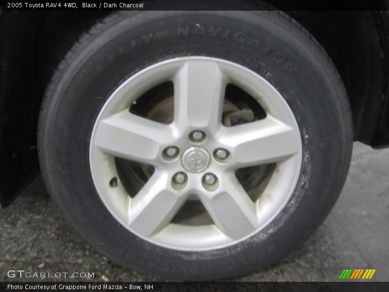 Black / Dark Charcoal 2005 Toyota RAV4 4WD