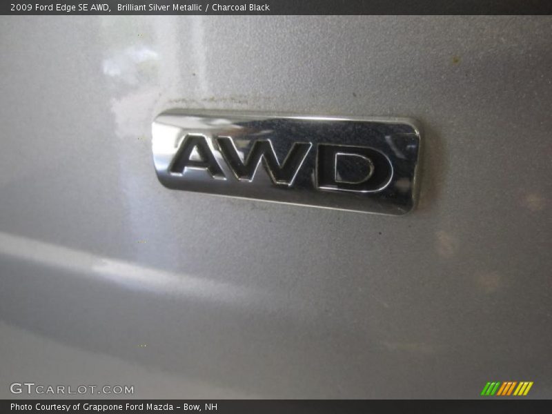 Brilliant Silver Metallic / Charcoal Black 2009 Ford Edge SE AWD