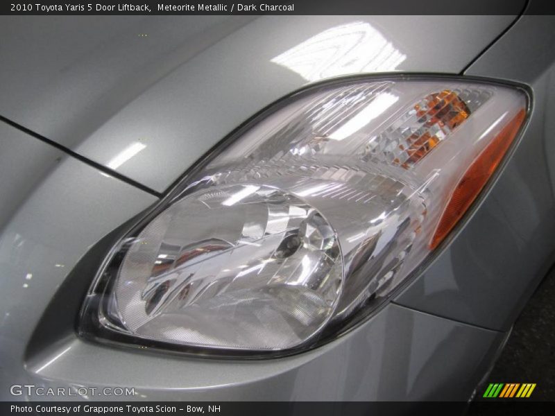 Meteorite Metallic / Dark Charcoal 2010 Toyota Yaris 5 Door Liftback